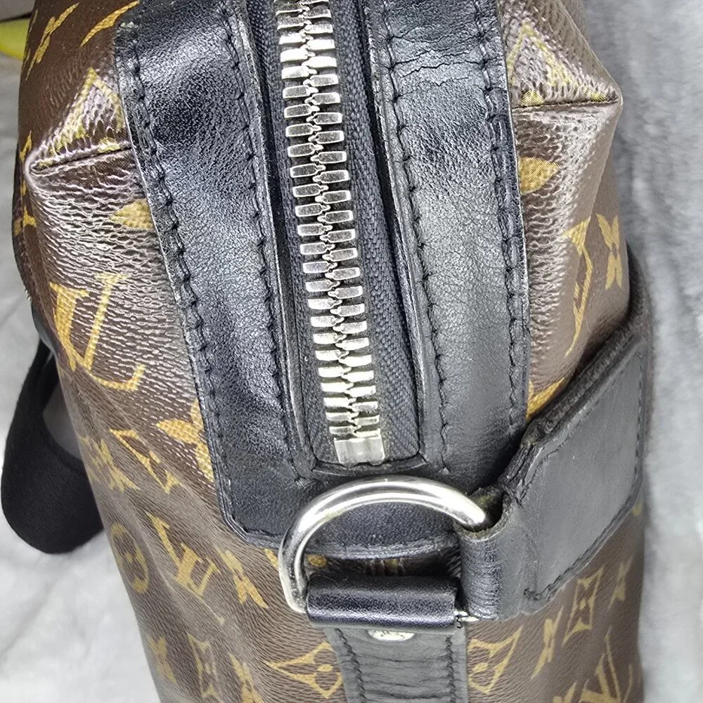 Louis Vuitton Macassar Torres Messenger Bag